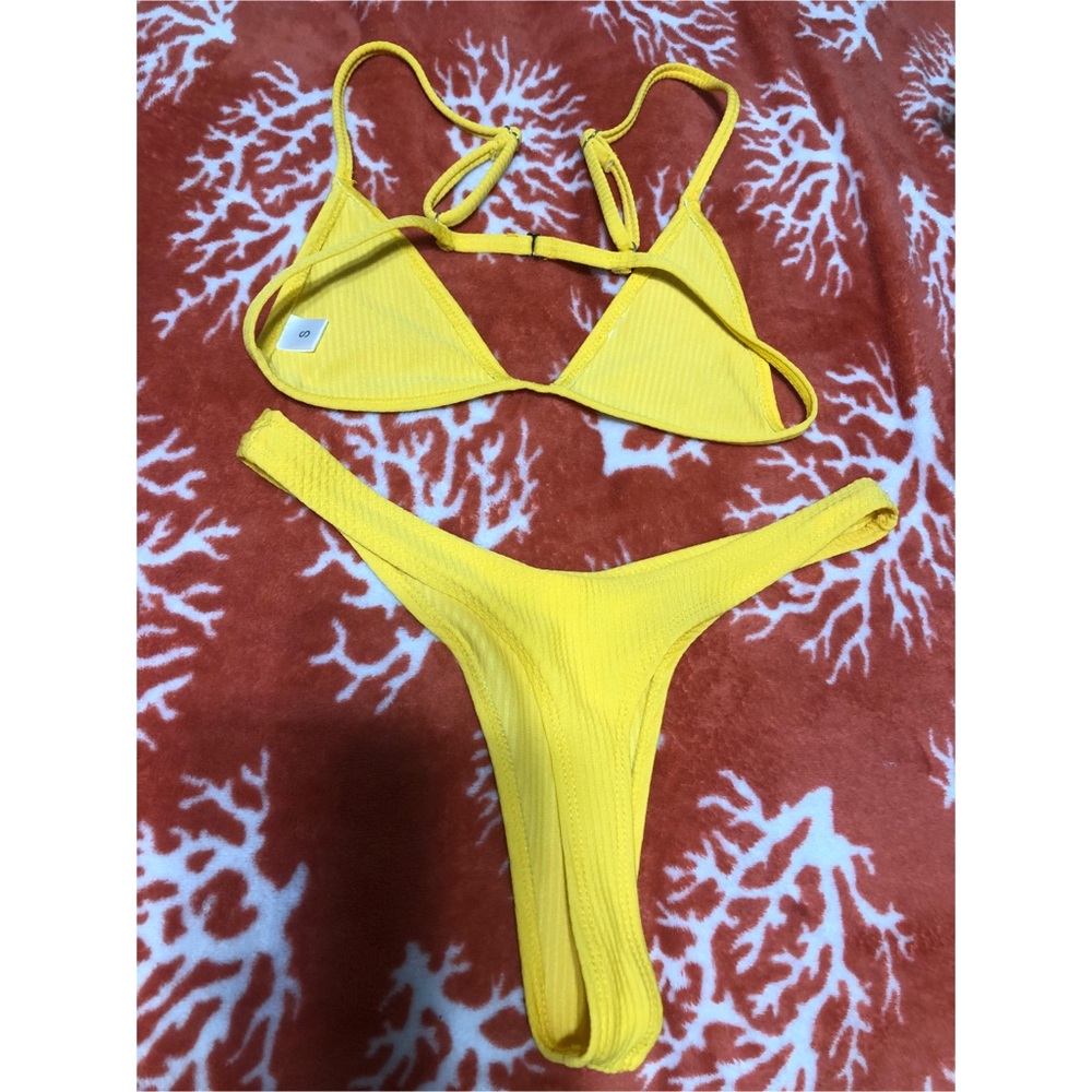 Bathing suit